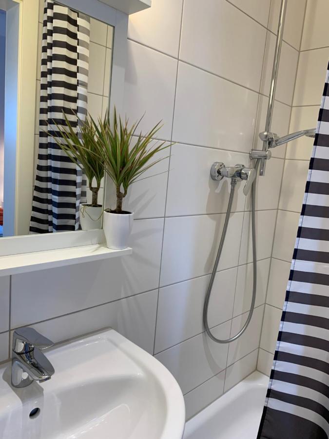 Kirchstrasse 71 Hotel Fell Kültér fotó