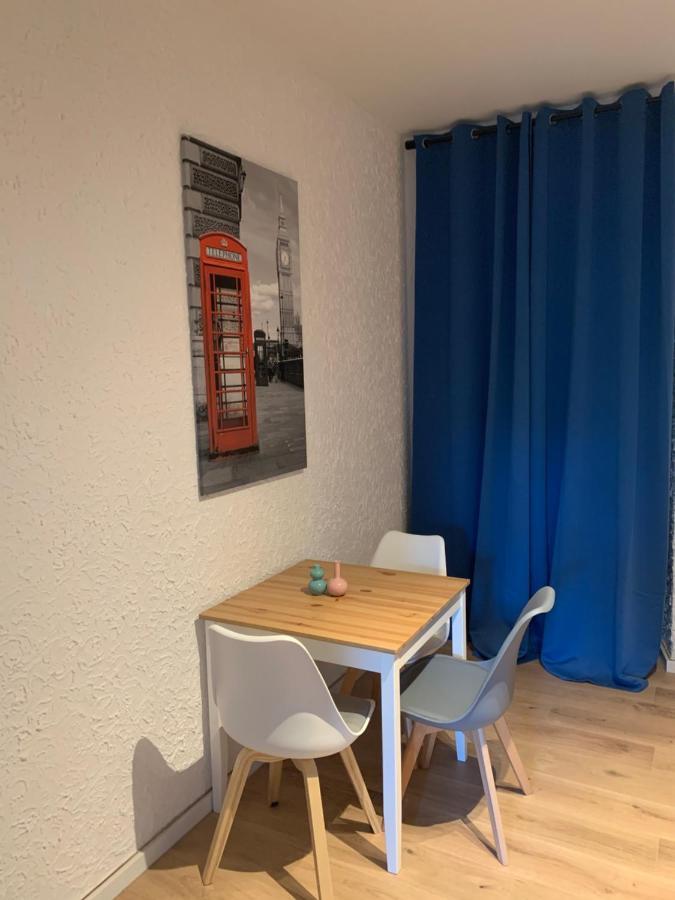 Kirchstrasse 71 Hotel Fell Kültér fotó